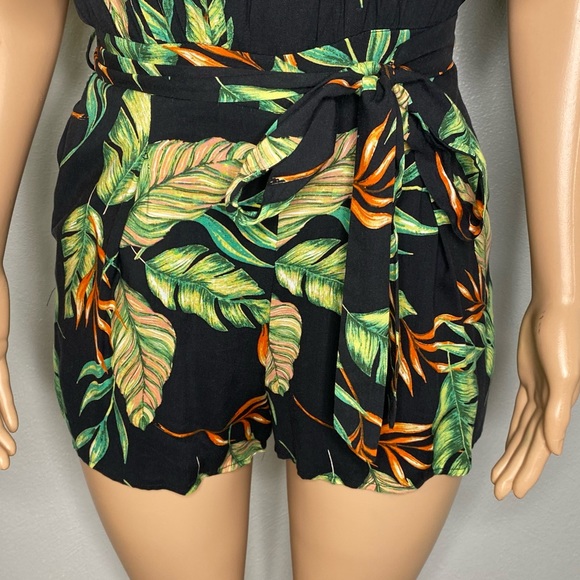 Gilli Green, Black & Orange Off Shoulder Romper - Picture 5 of 8